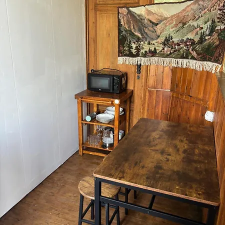 Belle Epoque Historic Flat In The Heart Of דירה